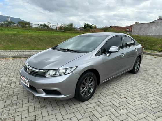 HONDA CIVIC 1.8 LXS 16V FLEX 4P MANUAL